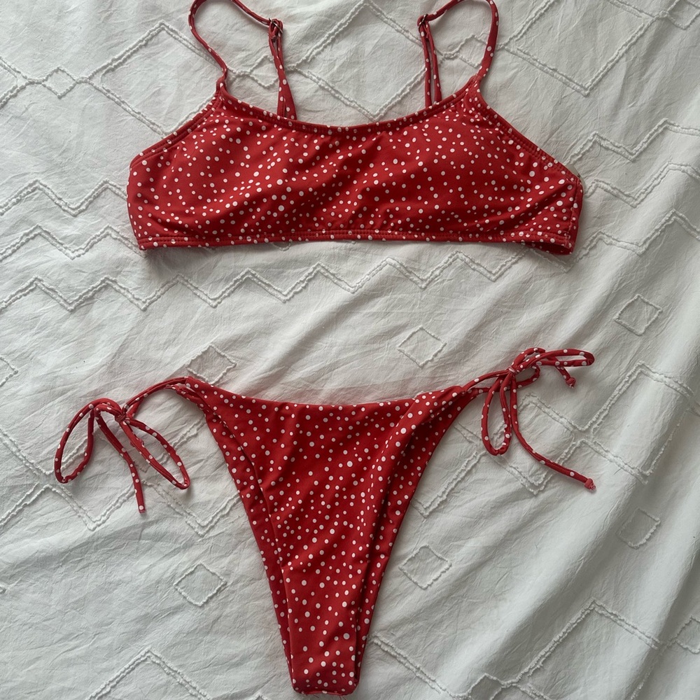 Bikini Lot - Picture 5 of 8